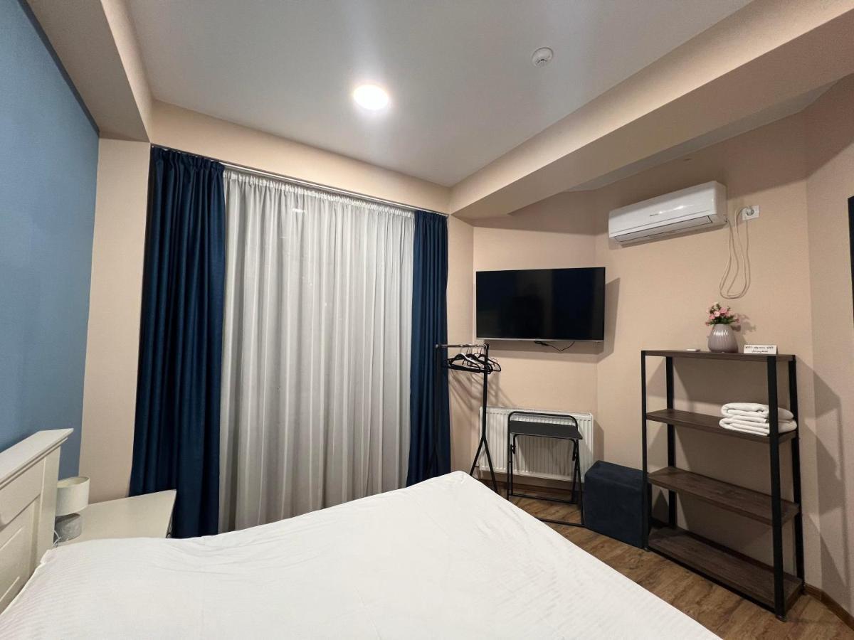 Hotel Sky Room Tbilisi Esterno foto