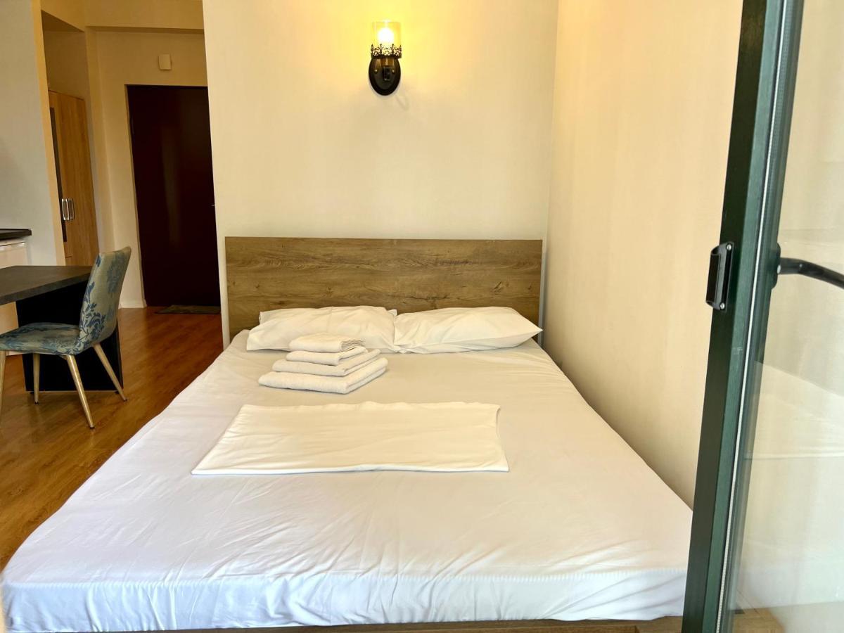 Hotel Sky Room Tbilisi Esterno foto
